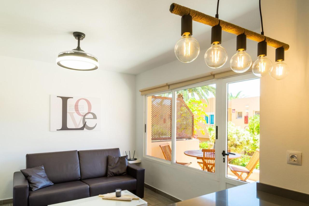 Casa Lucien - Newly Refurbished Apartment With Swimming Pool - Ideal For Couples Corralejo Extérieur photo