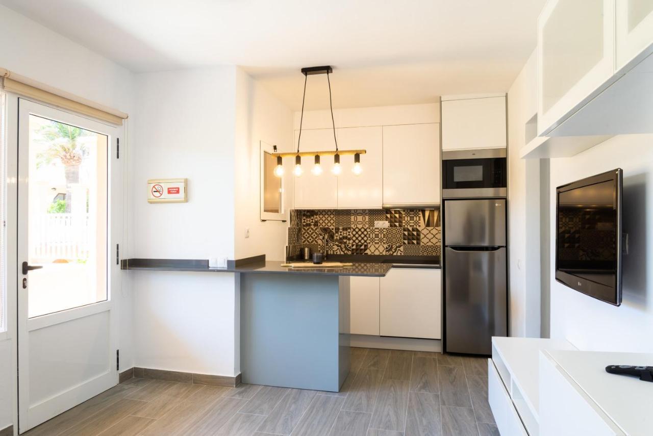 Casa Lucien - Newly Refurbished Apartment With Swimming Pool - Ideal For Couples Corralejo Extérieur photo