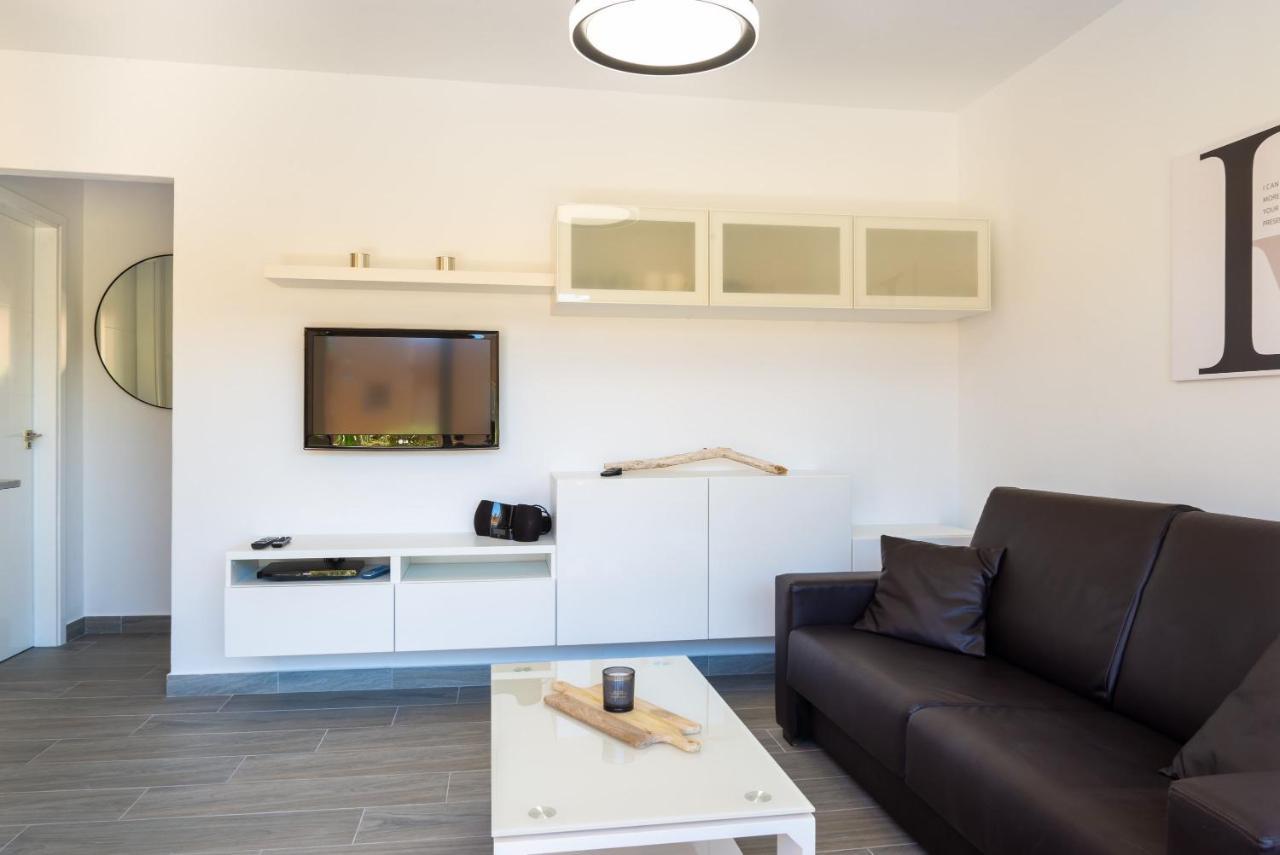 Casa Lucien - Newly Refurbished Apartment With Swimming Pool - Ideal For Couples Corralejo Extérieur photo