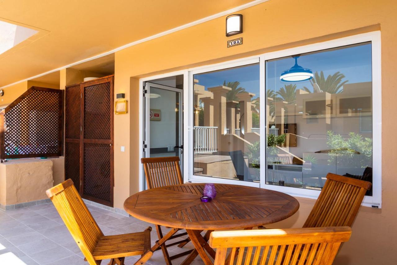 Casa Lucien - Newly Refurbished Apartment With Swimming Pool - Ideal For Couples Corralejo Extérieur photo