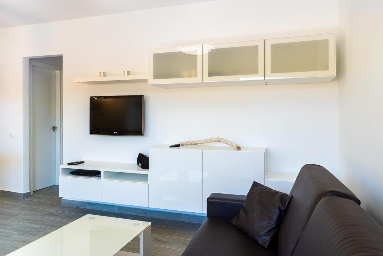 Casa Lucien - Newly Refurbished Apartment With Swimming Pool - Ideal For Couples Corralejo Extérieur photo